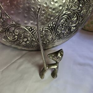 Vintage Cat Figurine Ring Holder